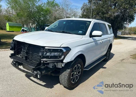 2022 Ford Expedition Xlt z USA, uszkodzony, nr VIN 1FMJU1HT9NEA65951